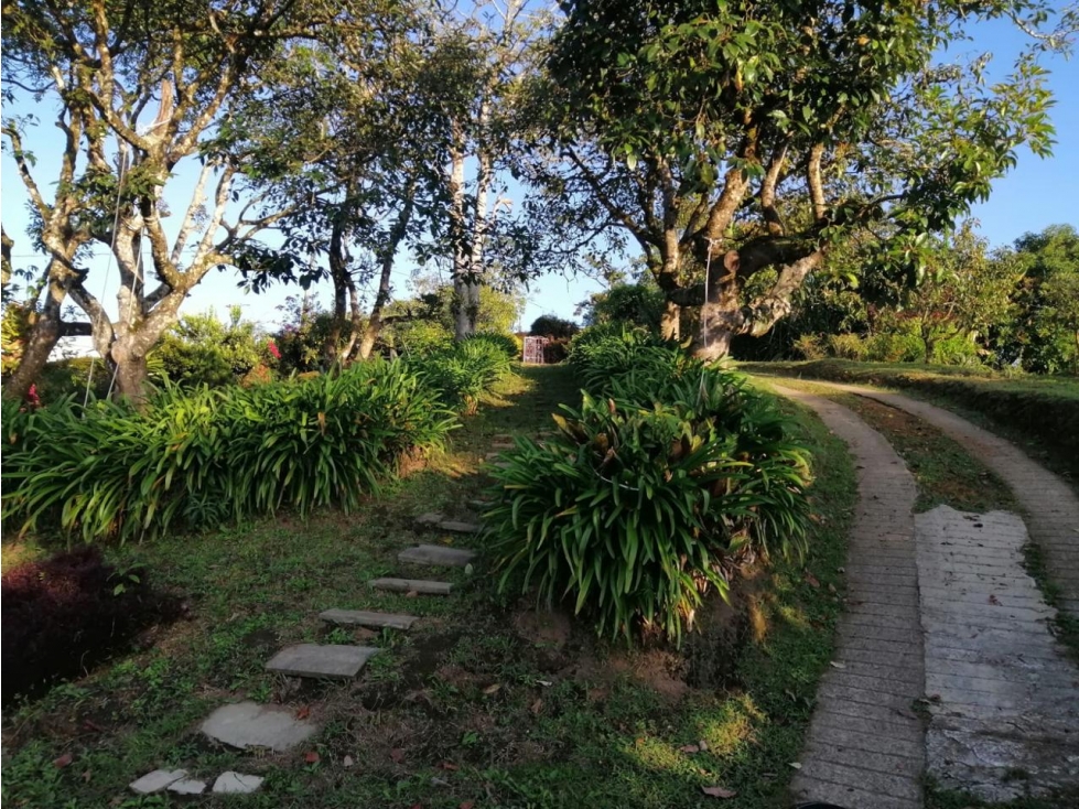 HERMOSA FINCA EN VENTA MARINILLA — foto 5