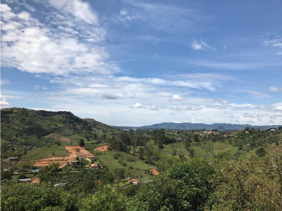 HERMOSA FINCA EN VENTA MARINILLA CERCA AL PEÑOL — foto 2