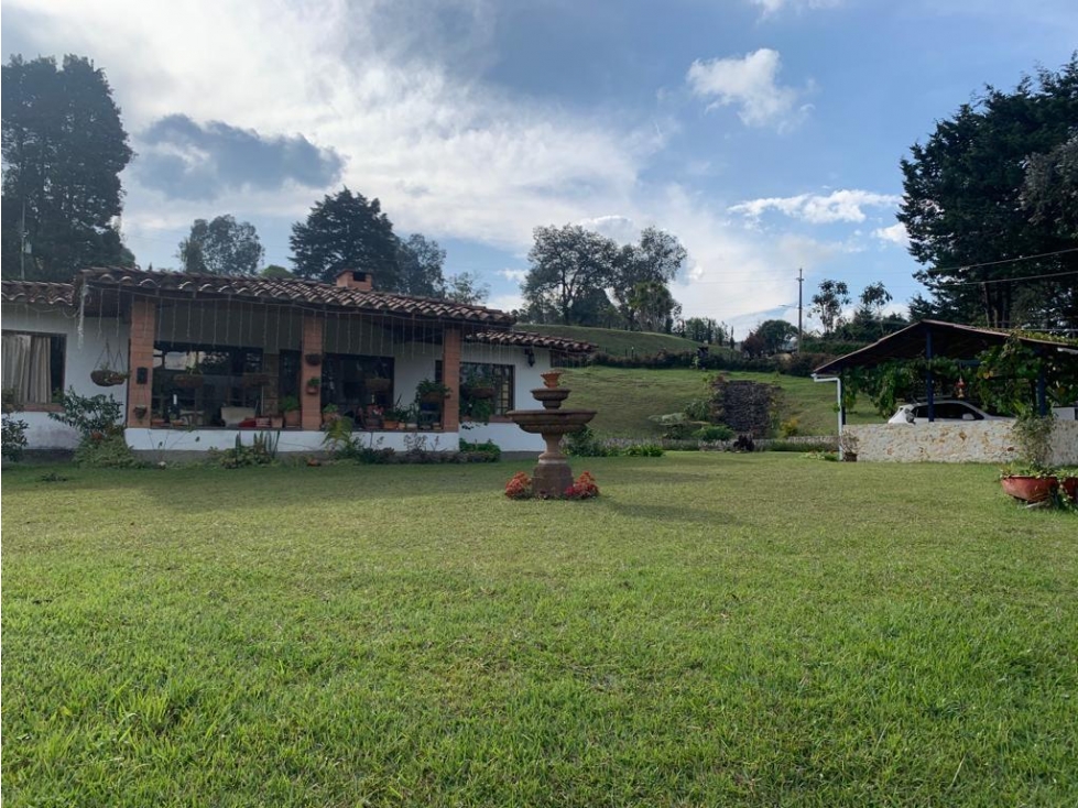 ESPECTACULAR FINCA EN VENTA RETIRO VÍA LAS PALMAS MEDELLÍN — foto 4