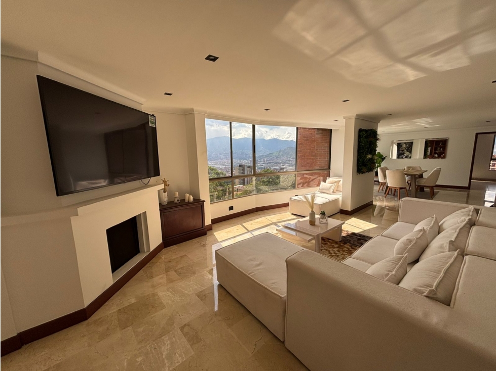ESPECTACULAR PENTHOUSE EN VENTA EL POBLADO