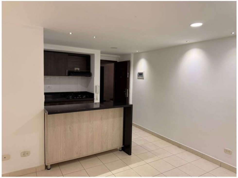 ENCANTADOR APARTAMENTO EN VENTA RIONEGRO — foto 2