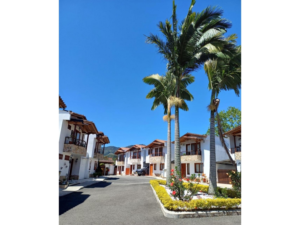 ENCANTADORA CASA EN VENTA LA CEJA — foto 5