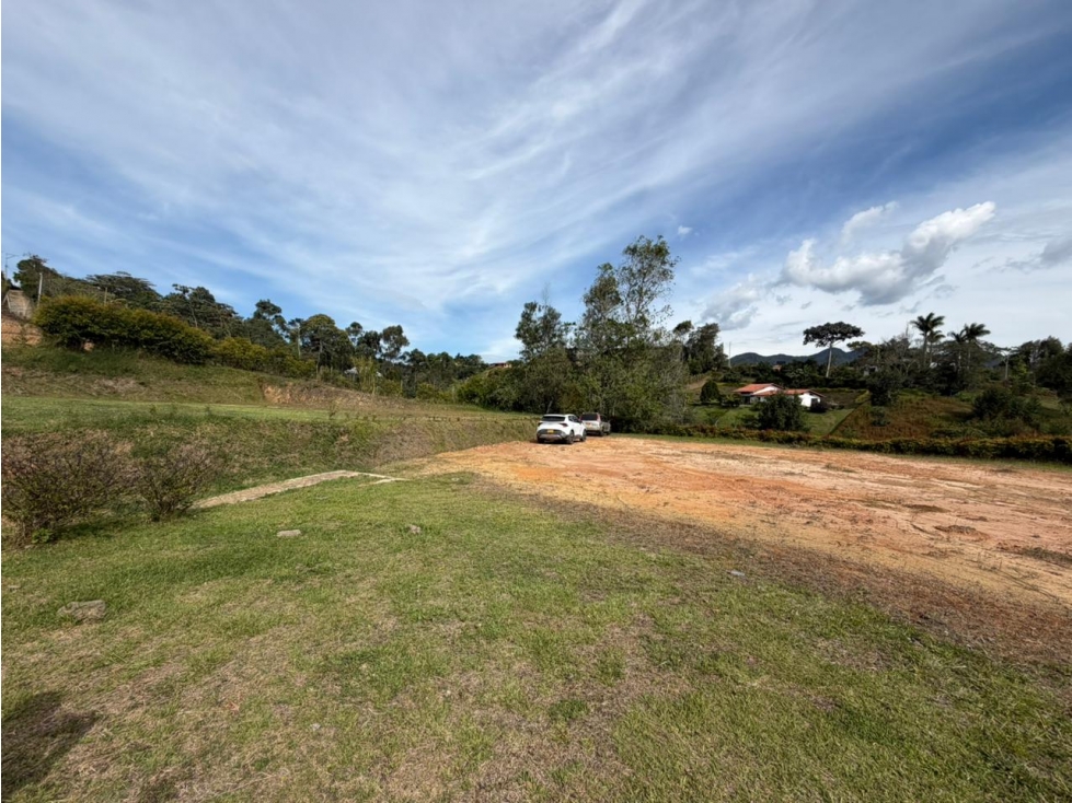 BELLO LOTE CAMPESTRE EN VENTA UBICADO EN LA VEREDA QUIRAMA -EL CANADÁ — foto 5