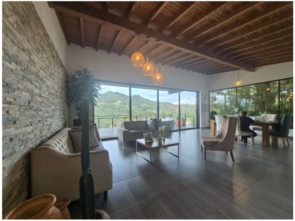 CONFORTABLE CASA CAMPESTRE MODERNA EN VENTA EL RETIRO - 2