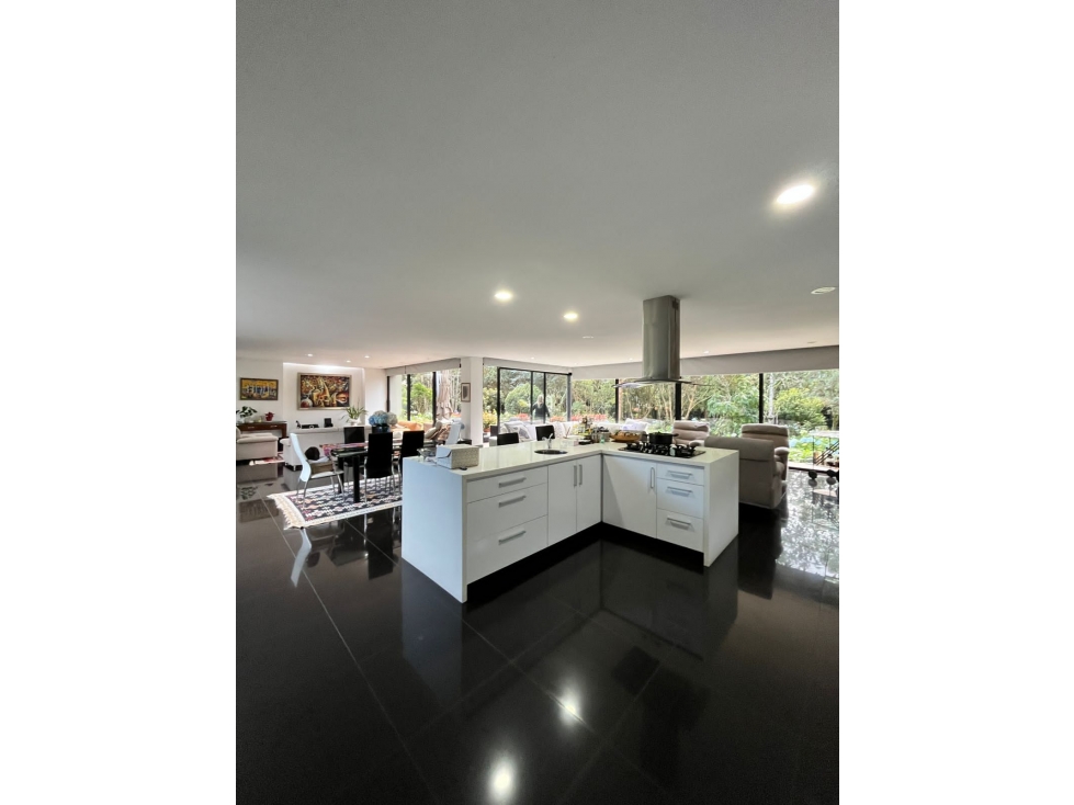HERMOSA CASA EN VENTA ALTO DE LAS PALMAS MEDELLIN — foto 6