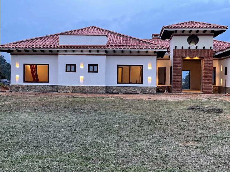ESPECTACULAR FINCA PARA ESTRENAR EN VENTA SAN ANTONIO DE PEREIRA