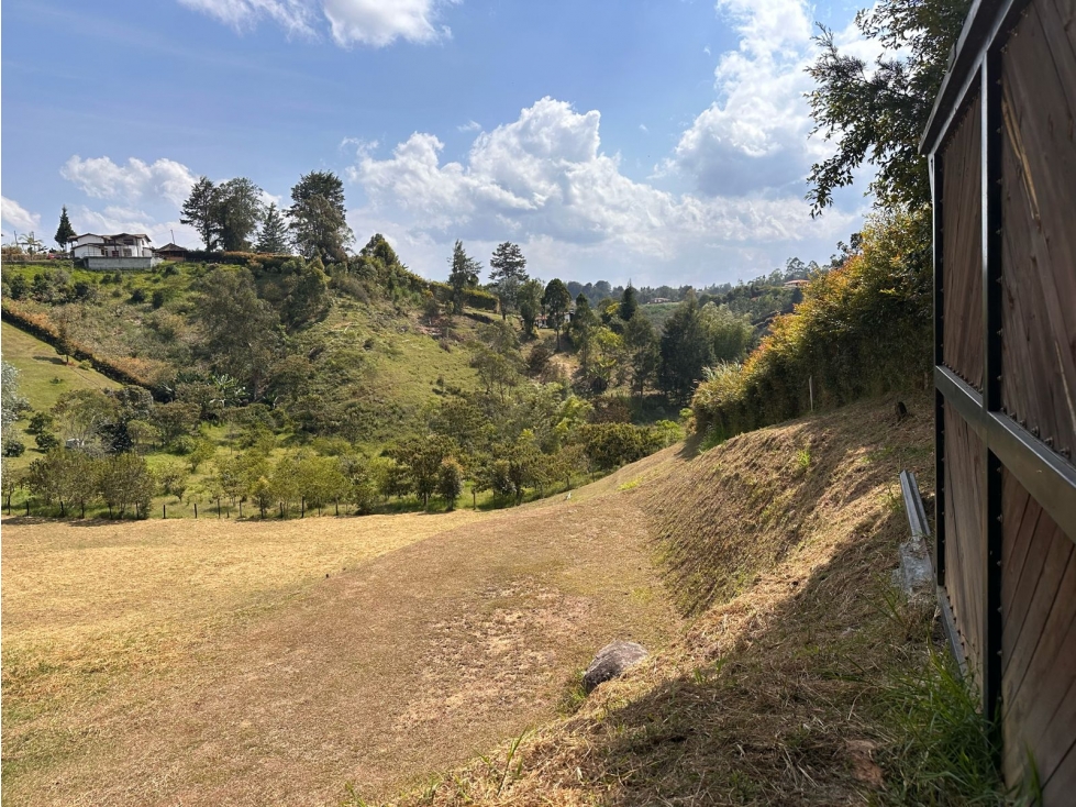 ENCANTADOR LOTE EN VENTA EN PARCELACIÓN EN SAN VICENTE — foto 3