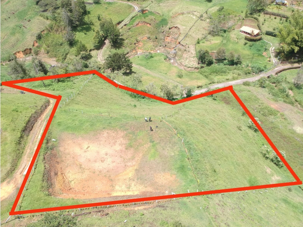 HERMOSO LOTE EN VENTA EN LA VEREDA POZO DE MARINILLA - 6