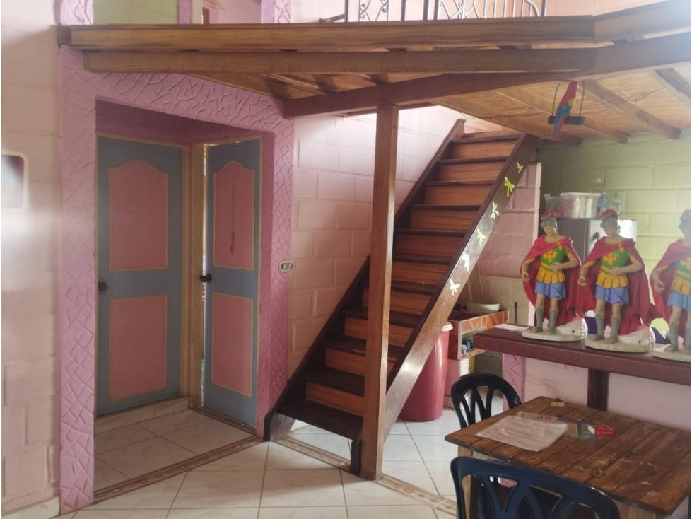 LINDA FINCA EN VENTA MARINILLA — foto 6