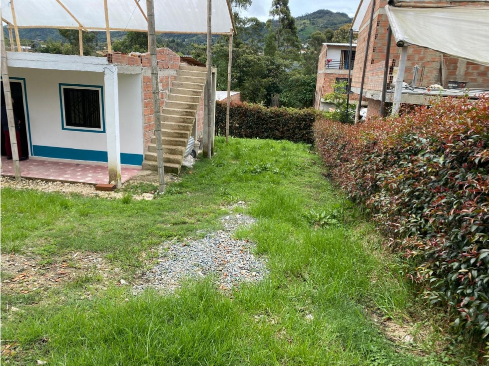 LINDA CASA FINCA TRADICIONAL EN VENTA EL CARMEN DE VIBORAL — foto 5
