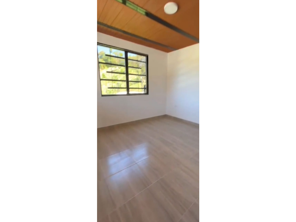 LINDA CASA FINCA EN VENTA MARINILLA — foto 6