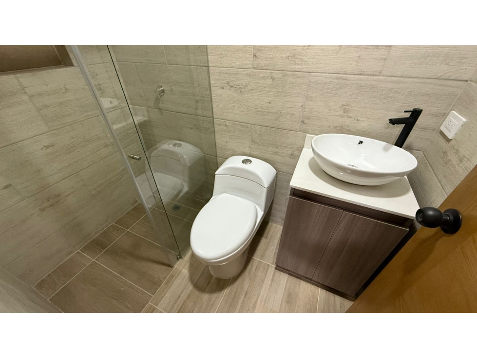 HERMOSO APARTAMENTO INTERNO EN VENTA ~ MUY CERC AL PARQUE DEL CARMEN — foto 6
