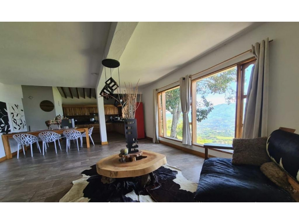 HERMOSA FINCA EN VENTA COPACABANA — foto 4