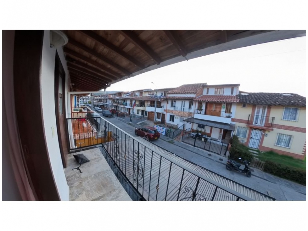 LINDA CASA EN VENTA LA CEJA — foto 5