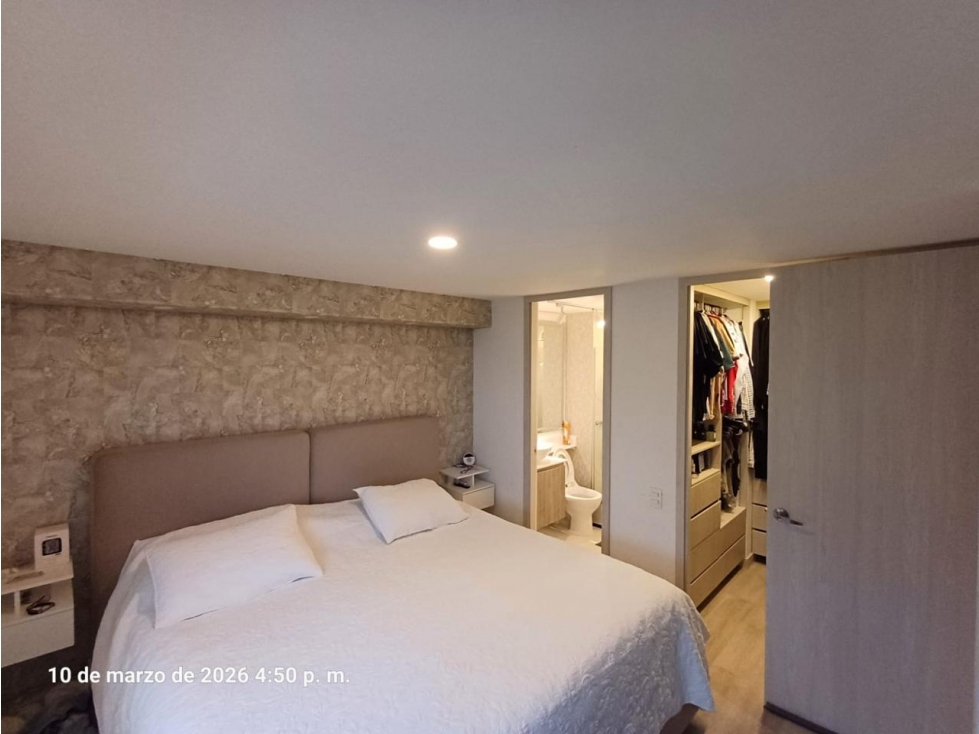 ENCANTADOR APARTAMENTO EN VENTA EN EL POBLADO MEDELLÍN — foto 4