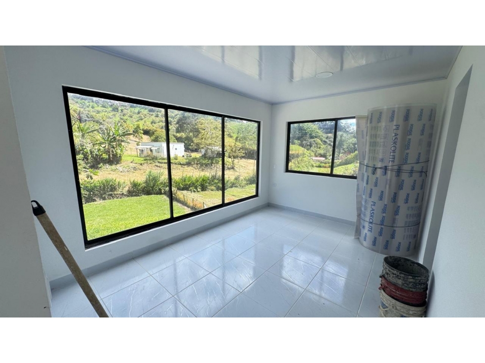 HERMOSA FINCA EN VENTA ENTRE MARINILLA Y SANTUARIO — foto 6