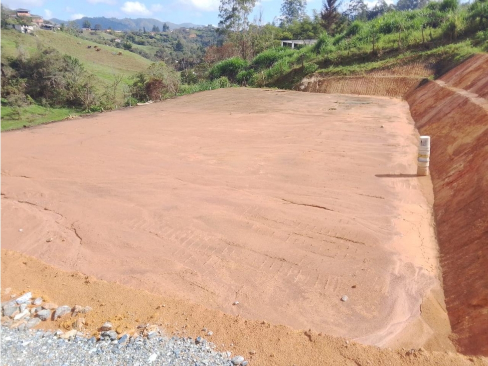 ENCANTADORES LOTES EN VENTA CERCA A LA AUTOPISTA MEDELLIN BOGOTA — foto 2