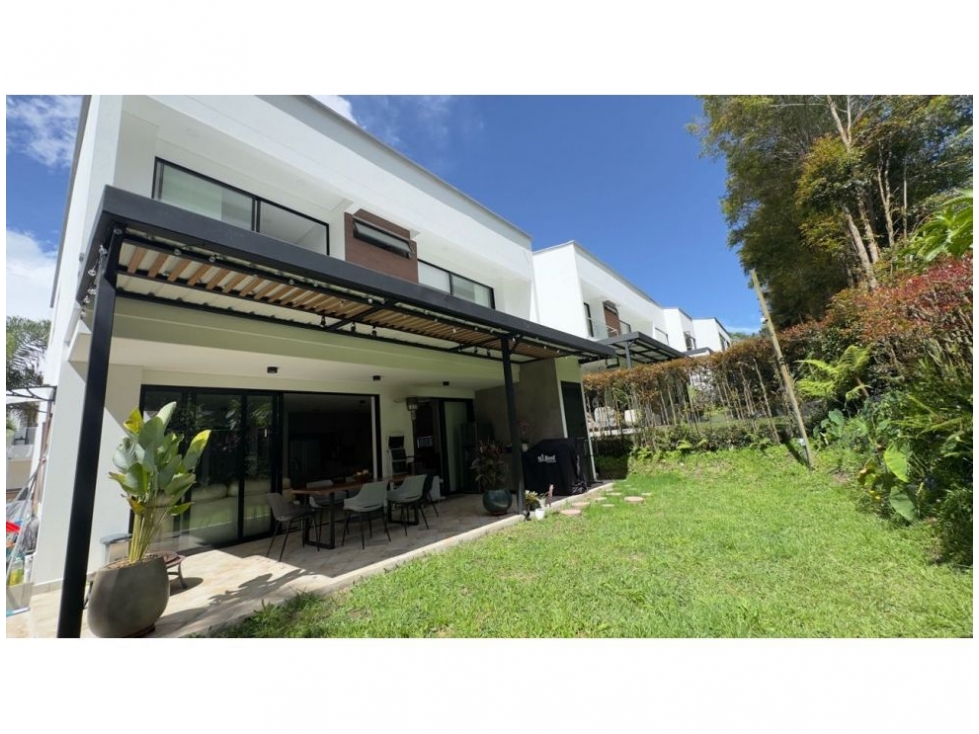 ESPECTACULAR CASA CAMPESTRE EN VENTA EL RETIRO - 2