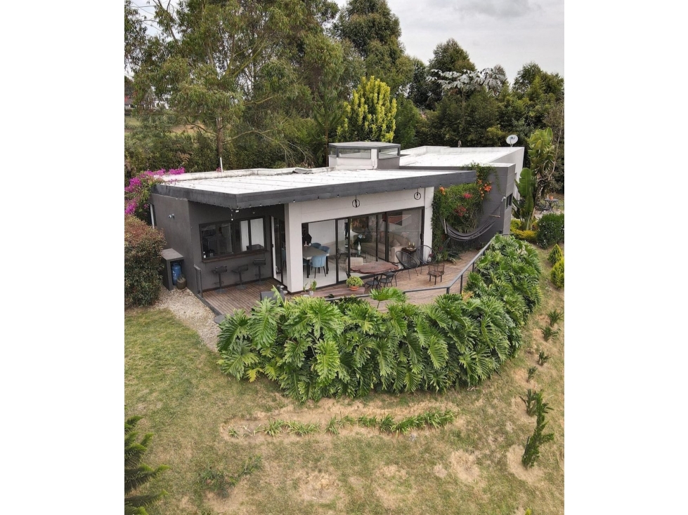 HERMOSA FINCA EN VENTA VÍA RIONEGRO/EL CARMEN DE VIBORAL