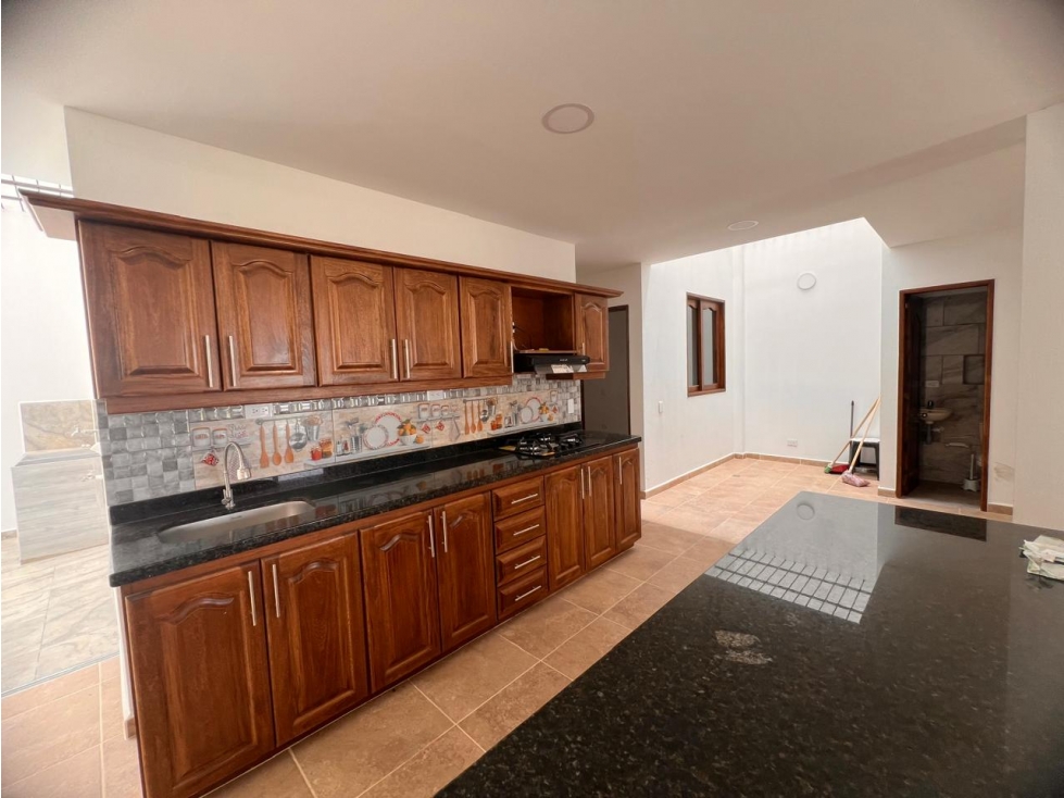 ESPACIOSO APARTAMENTO EN VENTA EN EL CARMEN DE VIBORAL — foto 3