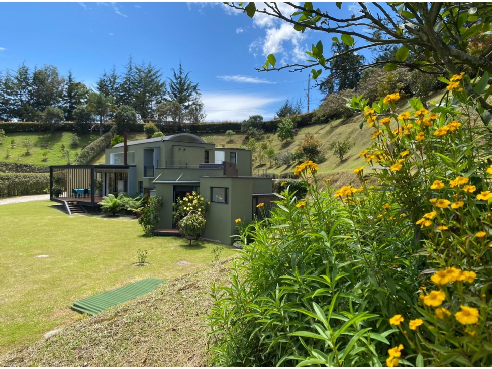 FINCA EN VENTA ENTRE SAN ANTONIO DE PEREIRA Y EL CARMEN DE VIBORAL — foto 2