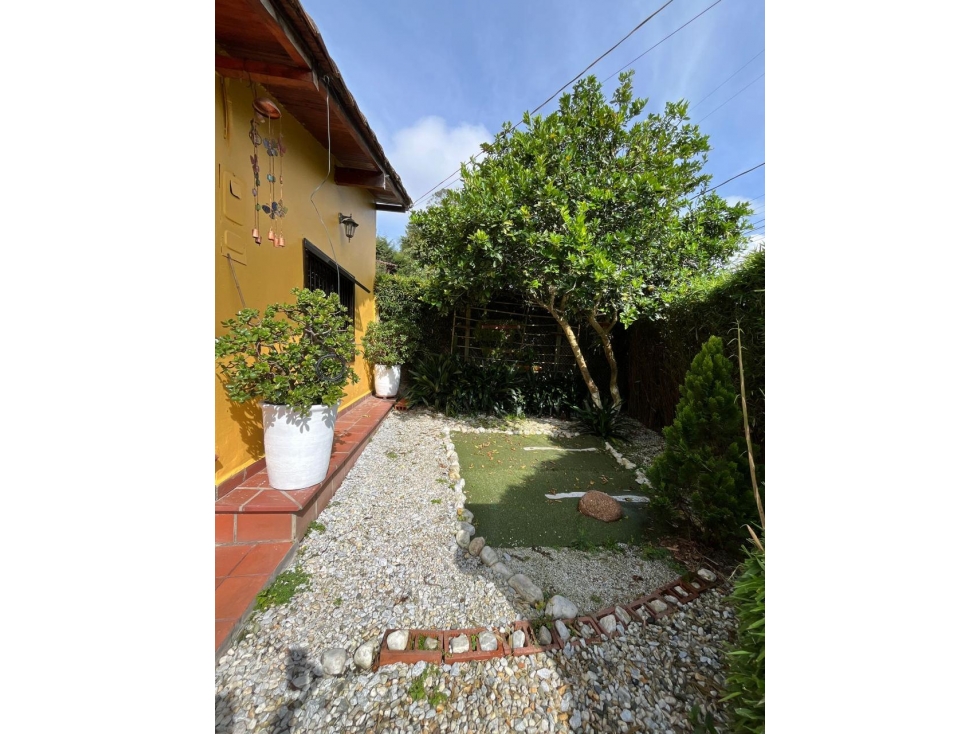 HERMOSA CASA CAMPESTRE EN VENTA CABECERAS LLANOGRANDE — foto 6
