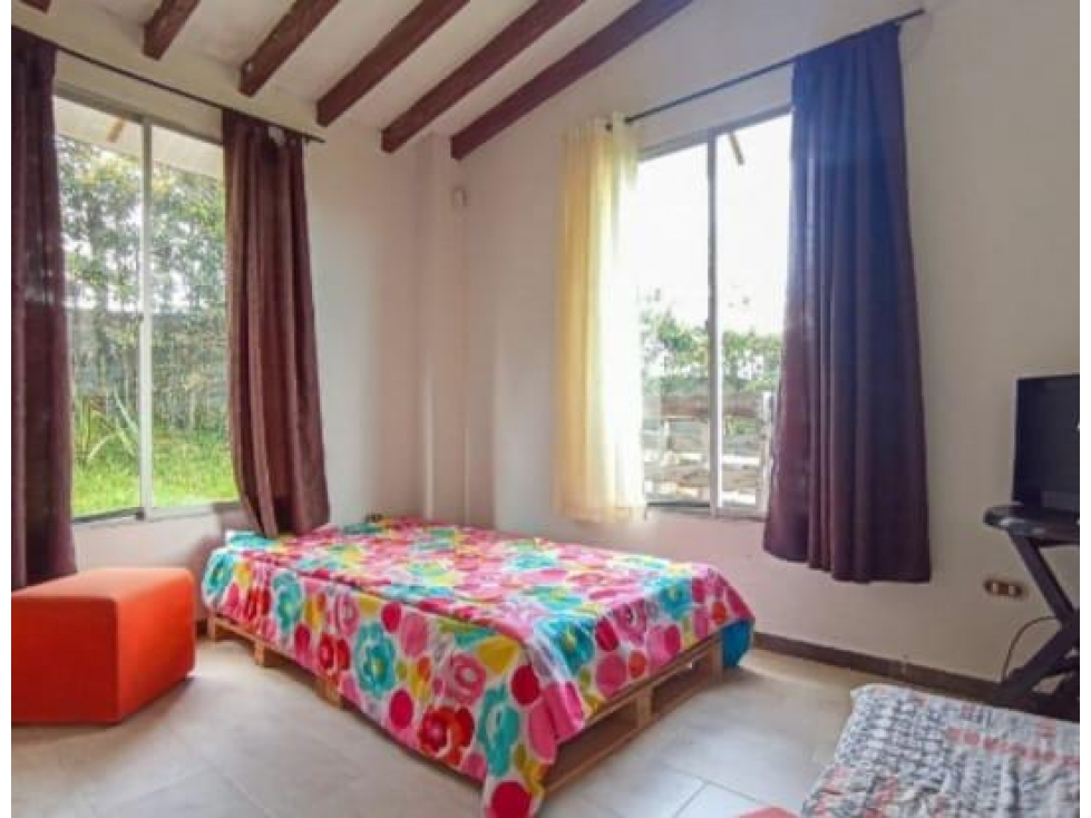 HERMOSA FINCA EN VENTA MARINILLA — foto 5