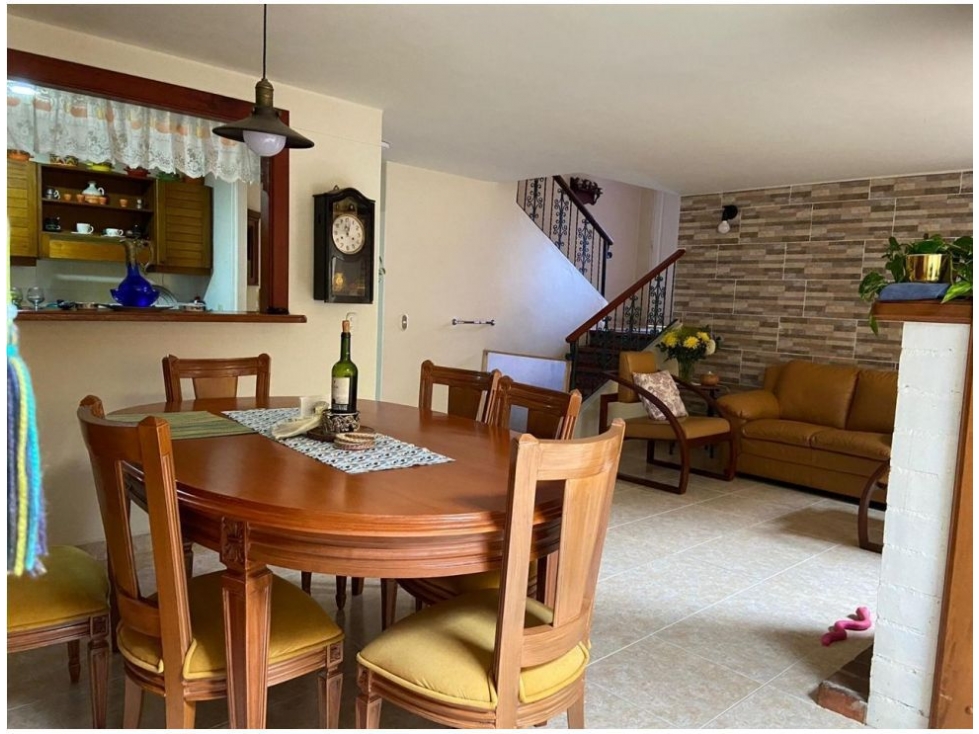 ENCANTADORA CASA EN VENTA LA CEJA — foto 2