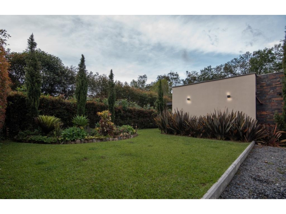 EXCELENTE CASA CAMPESTRE EN ARRIENDO CERCA MEDELLÍN - 3