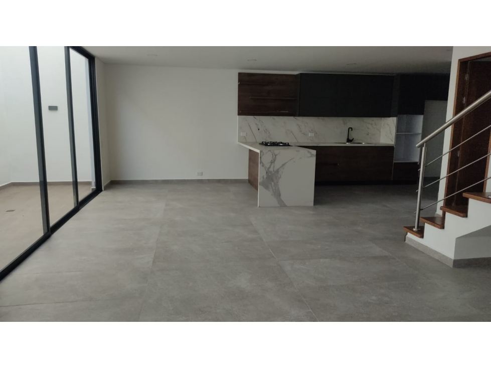 EXCELENTE CASA EN VENTA EN SAN ANTONIO DE PEREIRA