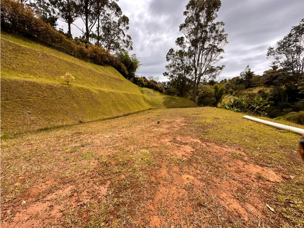 ENCANTADOR LOTE EN VENTA CERCA A SAN ANTONIO DE PEREIRA