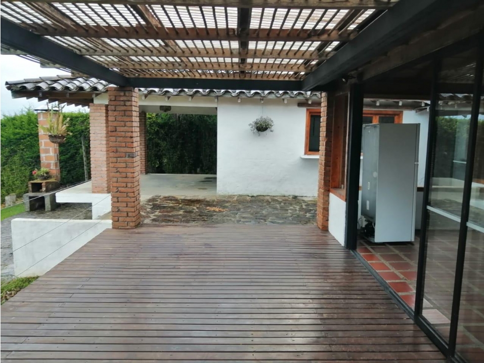 HERMOSA FINCA EN VENTA GUARNE — foto 4
