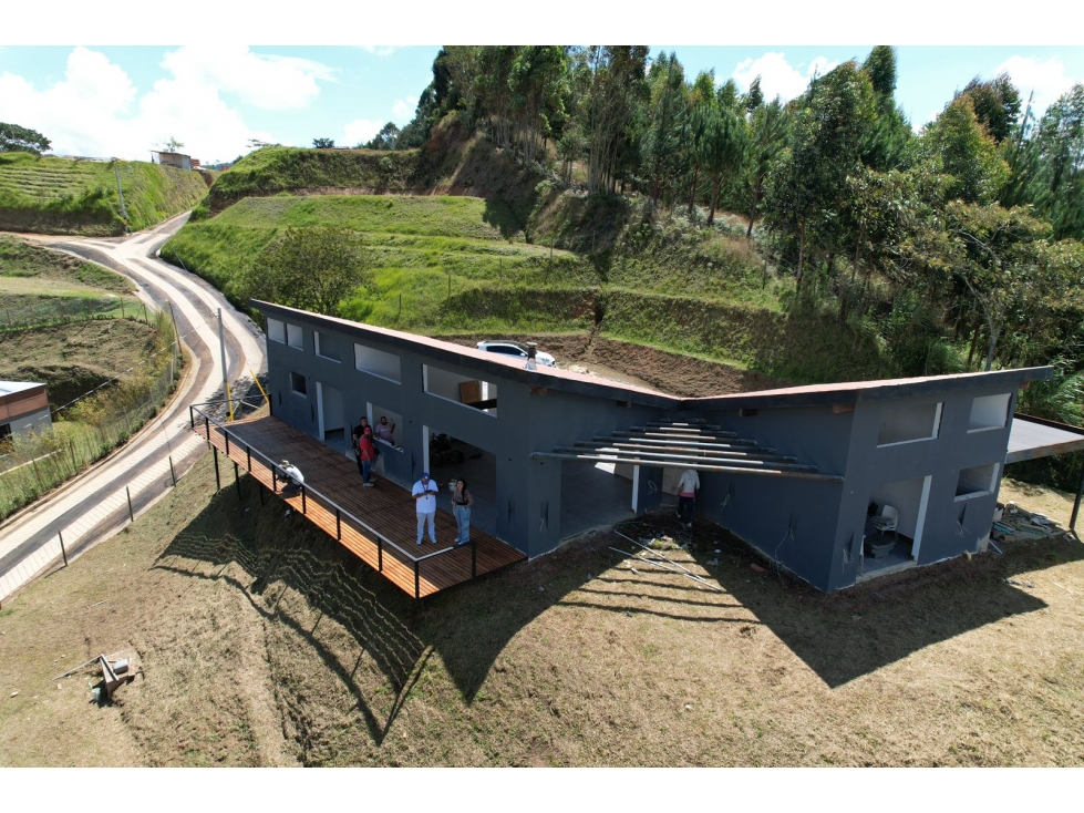 HERMOSA CASA FINCA EN VENTA CARMEN DE VIBORAL