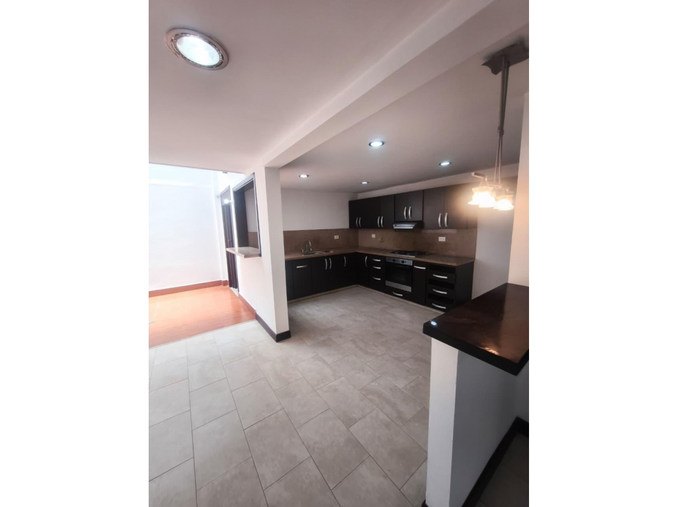HERMOSA CASA EN VENTA SAN ANTONIO DE PEREIRA