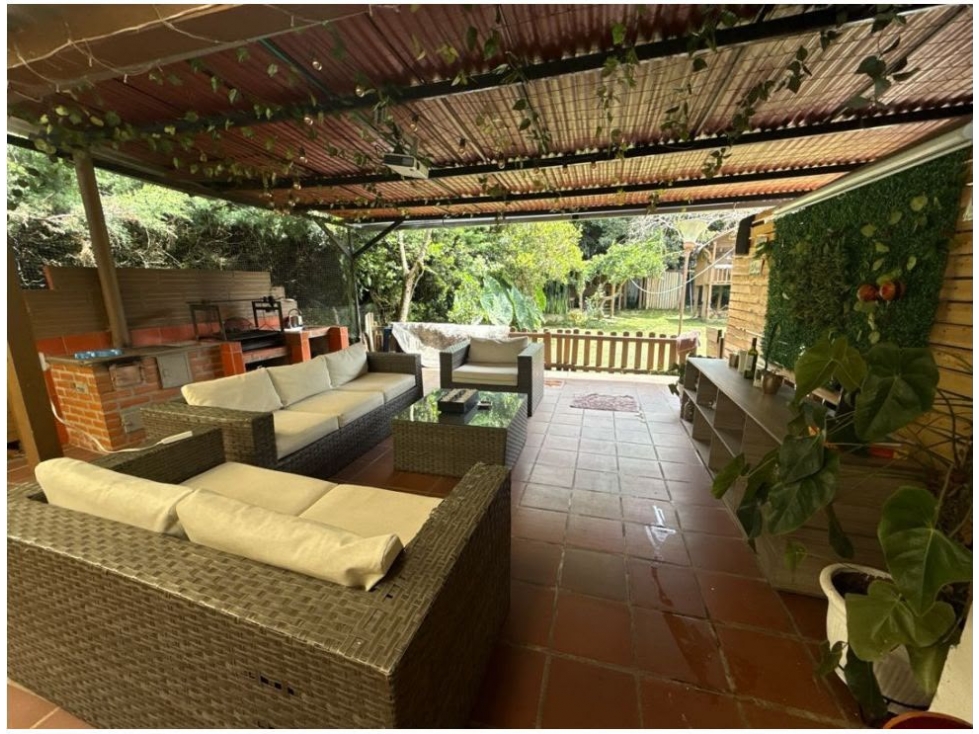 ENCANTADORA FINCA EN VENTA LLANOGRANDE — foto 6