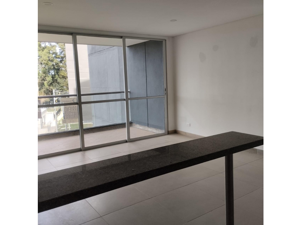 COMODO APARTAMENTO EN VENTA SAN ANTONIO DE PEREIRA — foto 4