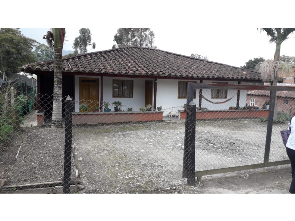 ENCANTADORA FINCA EN VENTA CON ENFOQUE COMERCIAL SECTOR CANADÁ