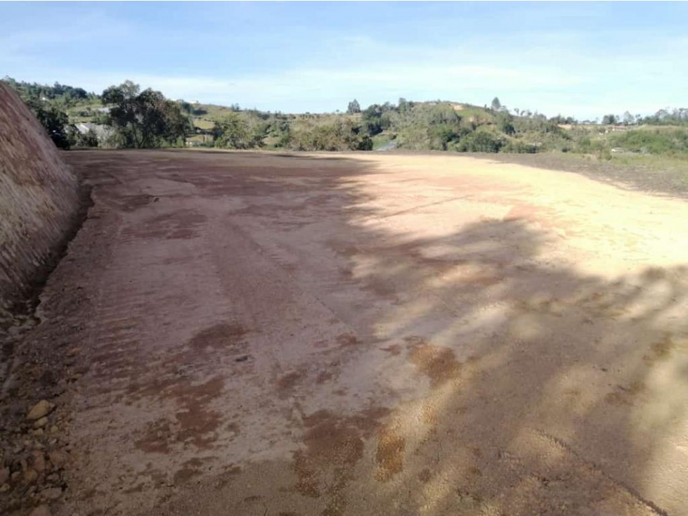 ENCANTADORES DOS LOTES EN VENTA CERCA AUTOPISTA MEDELLÍN/BOGOTÁ — foto 2