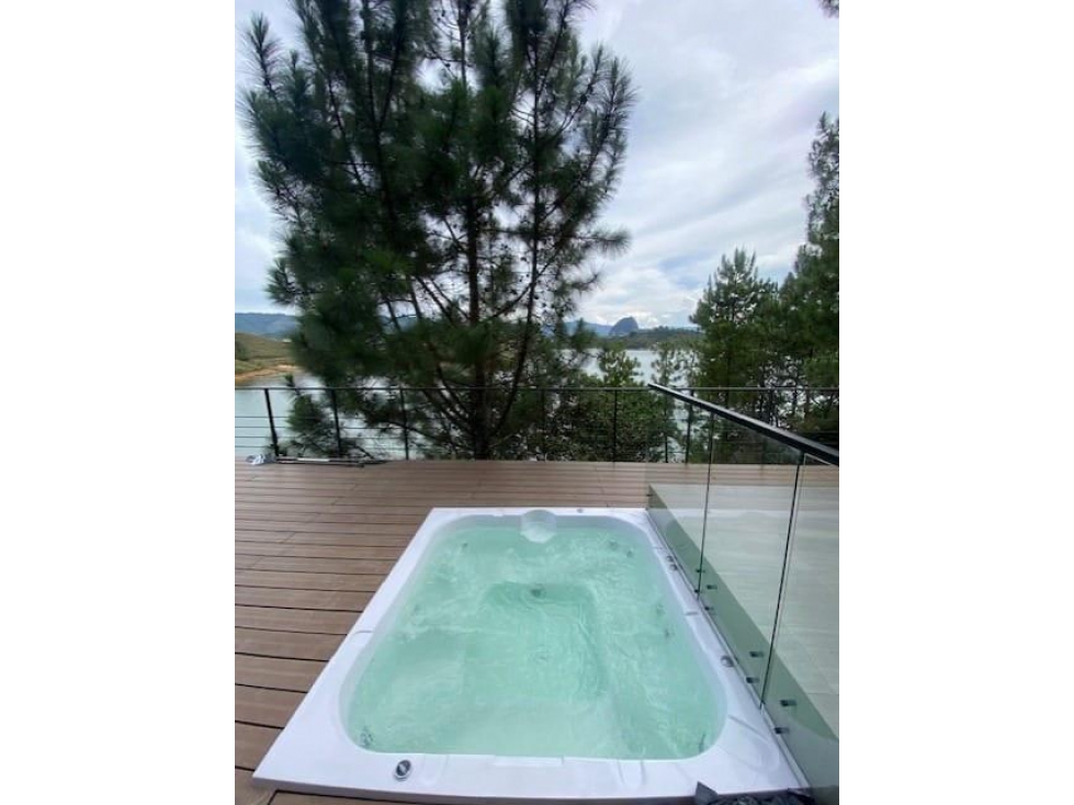 ESPECTACULAR CASA CAMPESTRE EN VENTA GUATAPÉ - 3