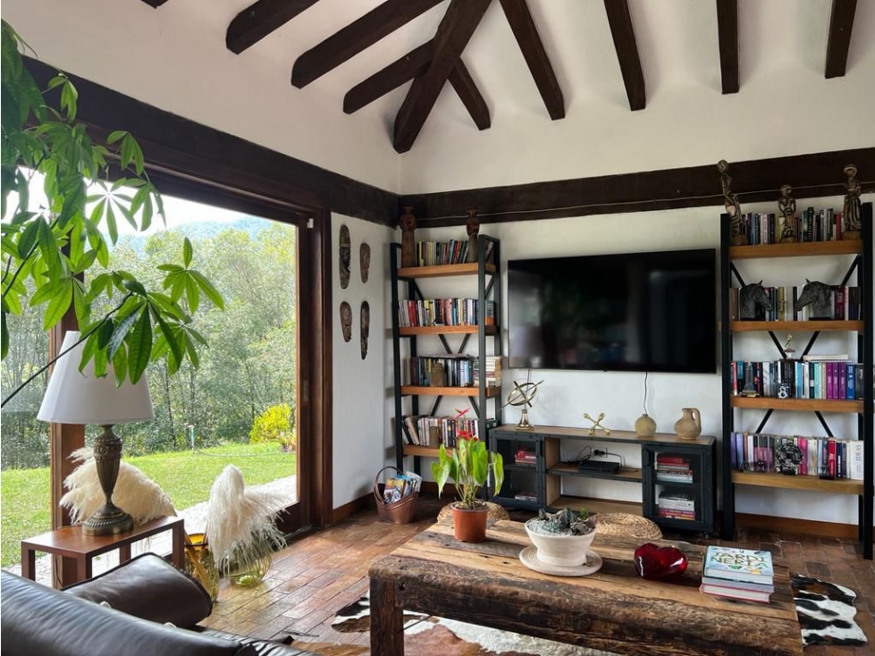 ENCANTADORA FINCA EN VENTA EL RETIRO — foto 5