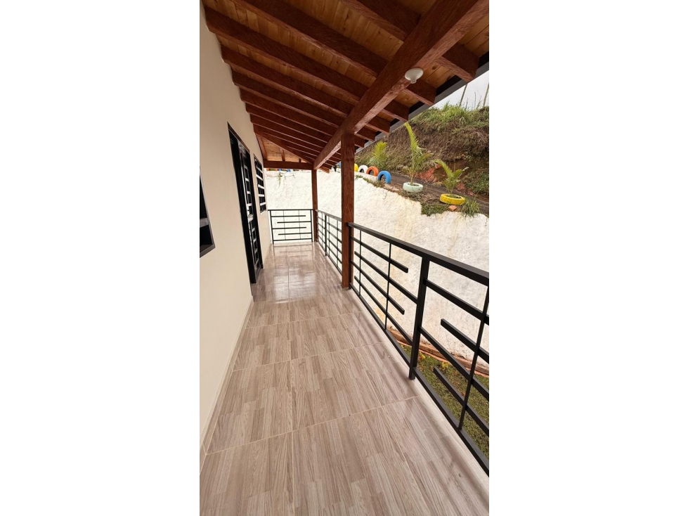HERMOSA FINCA EN VENTA MARINILLA — foto 3