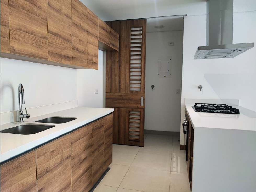VENTA APARTAMENTO PARA ESTRENAR CIUDAD DEL RÍO EXCELENTE VISTA — foto 4