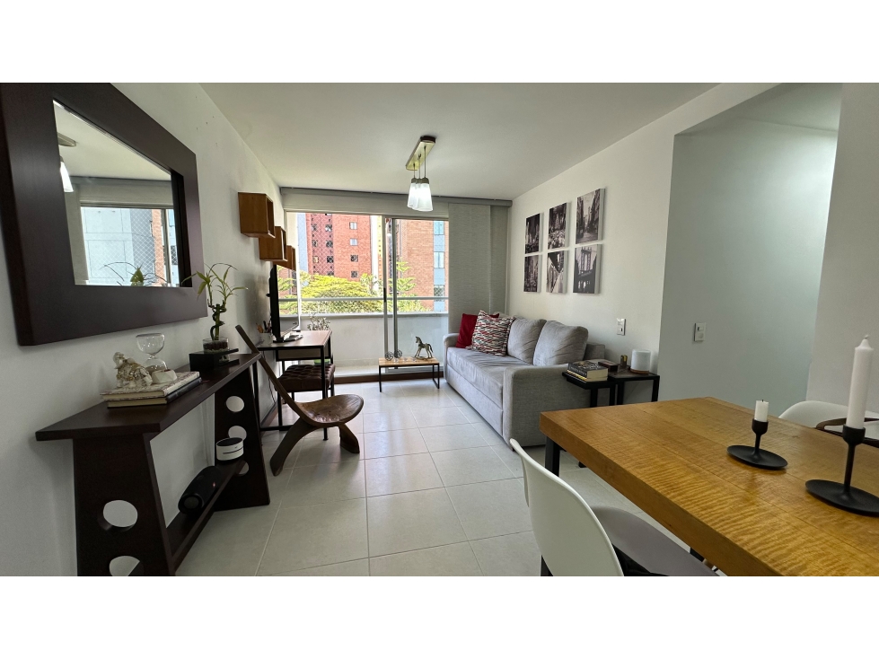 Venta de Apartamento en la loma de los Bernal parte baja