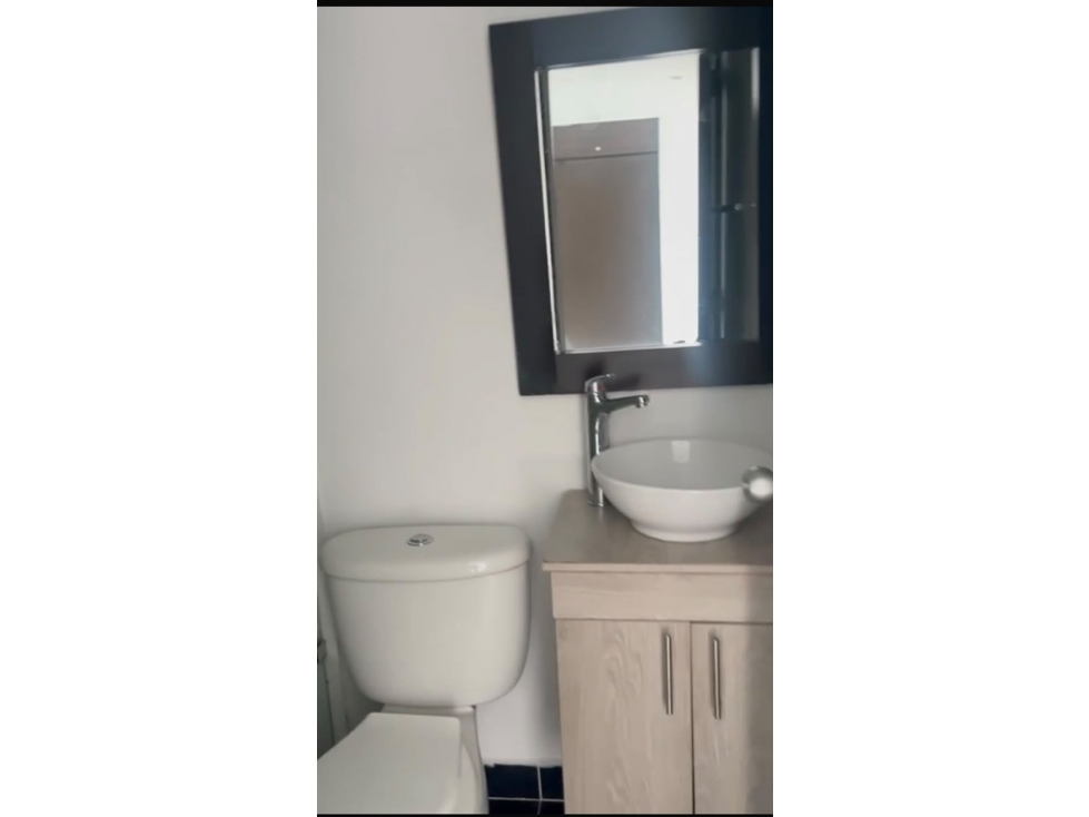 Venta de Apartamento en la Loma de los Bernal — foto 3