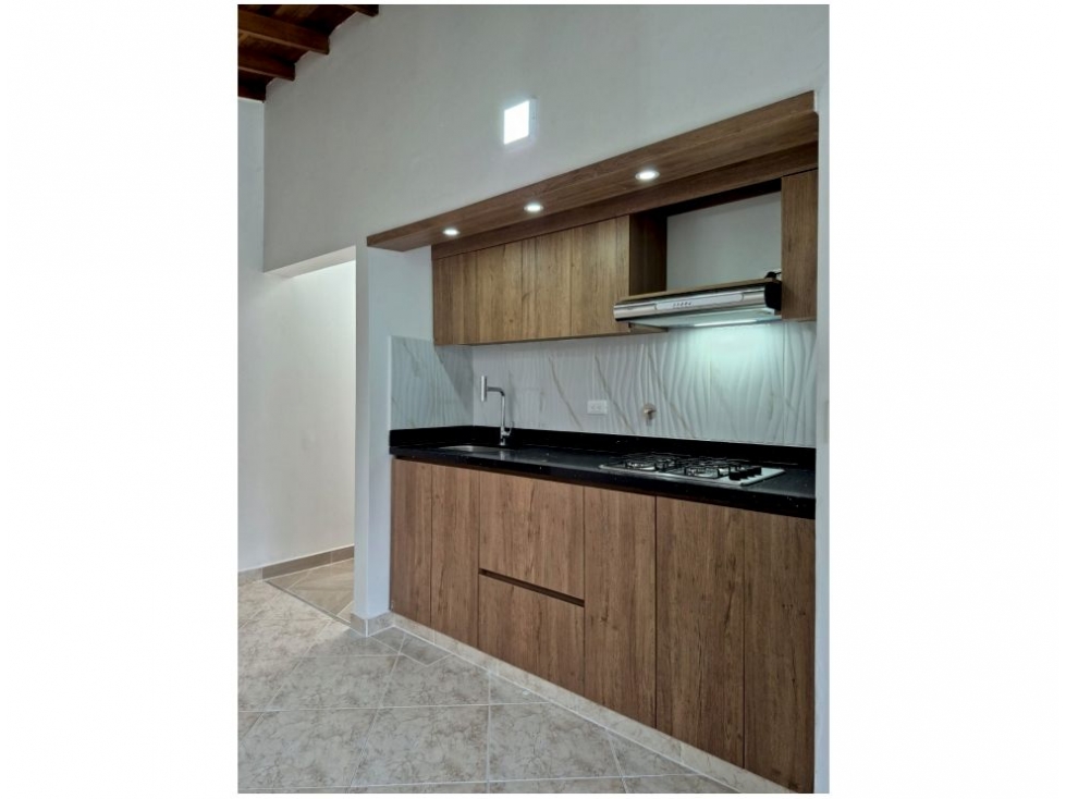 VENTA DE CASA REMODELADA EN BELLO CERCA DEL PARQUE — foto 4