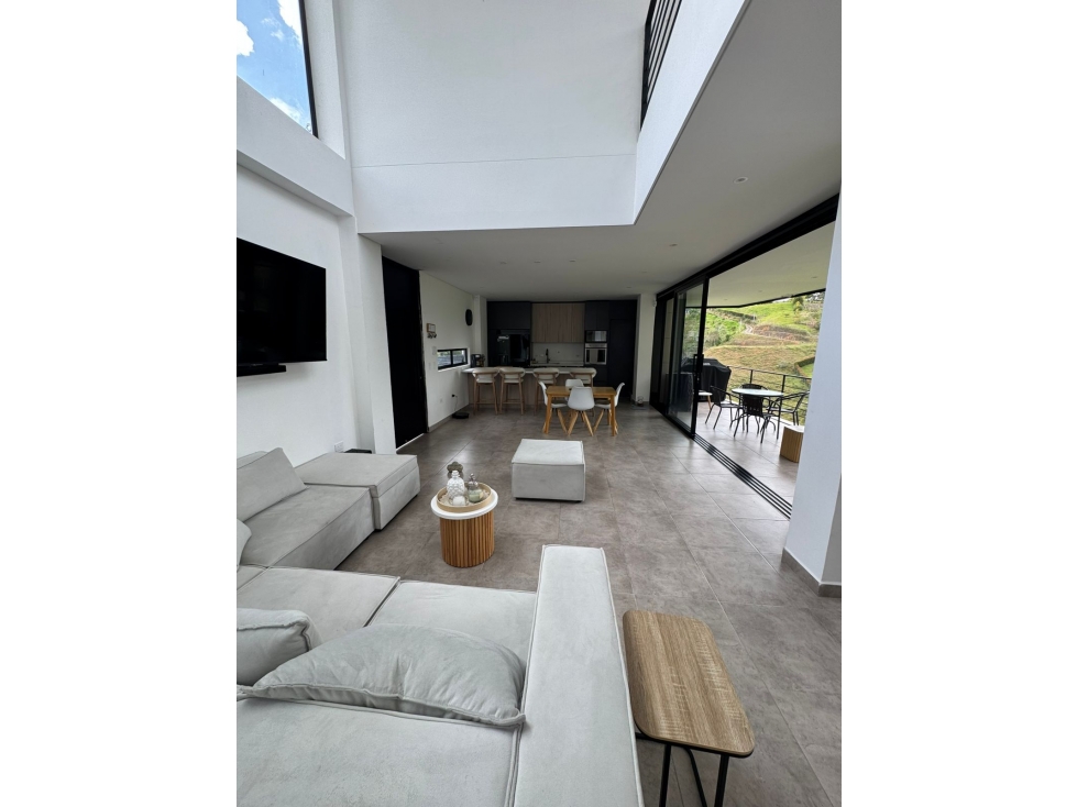 VENTA CASA FINCA SAN VICENTE FERRER EN PARCELACIÓN