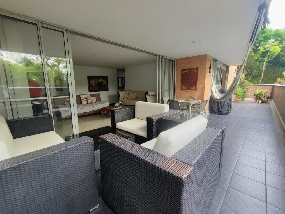 Venta apartamento Poblado Loma González terrraza de 60 metros