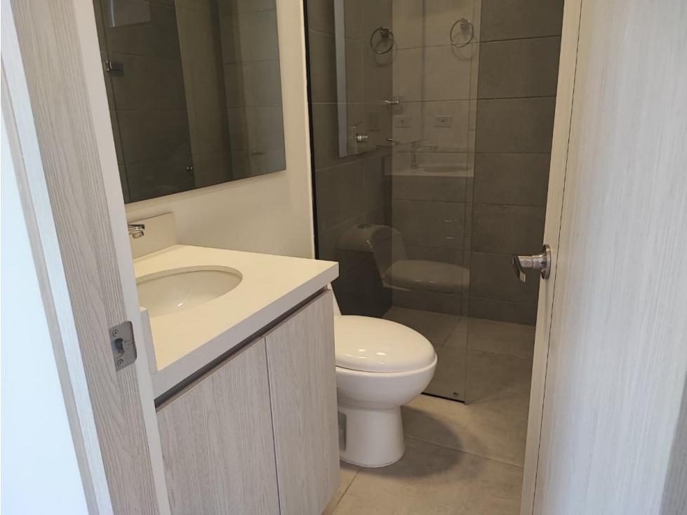 VENTA APARTAMENTO PARA ESTRENAR LOS COLORES CERCA DE TODO — foto 6