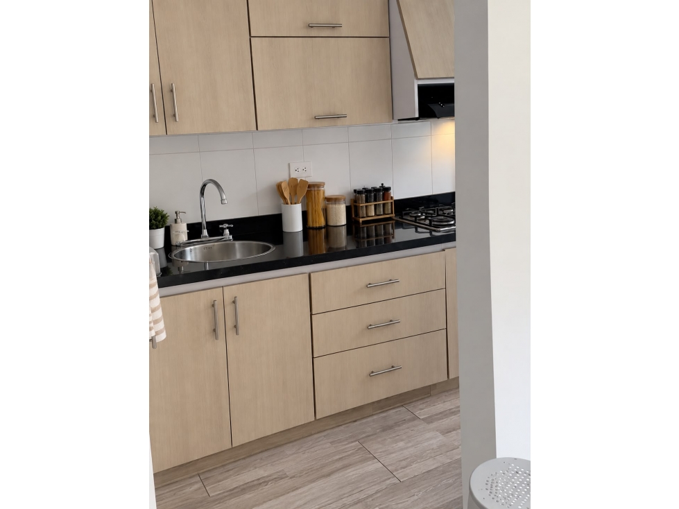 Venta de Apartamento en la Loma de los Bernal — foto 2