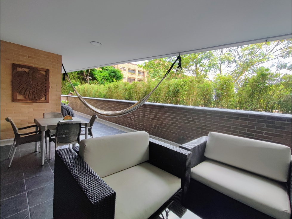 Venta apartamento Poblado Loma González terrraza de 60 metros — foto 2